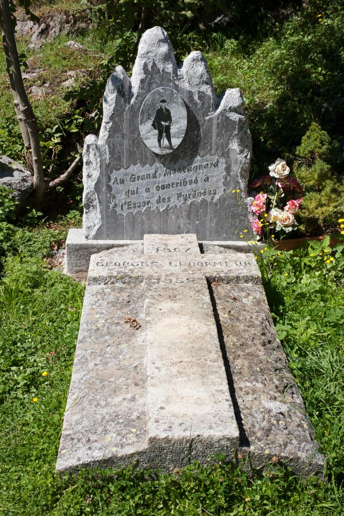 tombeau de Georges Ledormeur