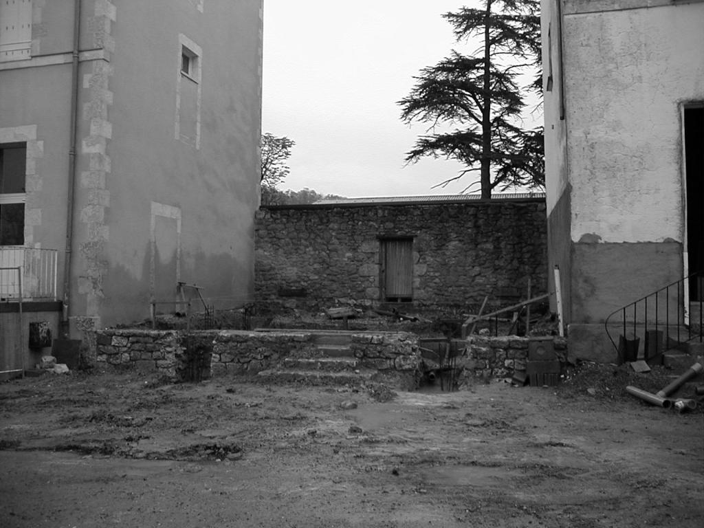 château, puis école des Frères de l'Instruction Chrétienne de Ploërmel, puis école ménagère agricole, aujourd'hui lycée d'enseignement général, technologique et agricole d'Auch Beaulieu-Lavacant