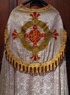 sommaire des textiles de l'église de Saint-Gilles