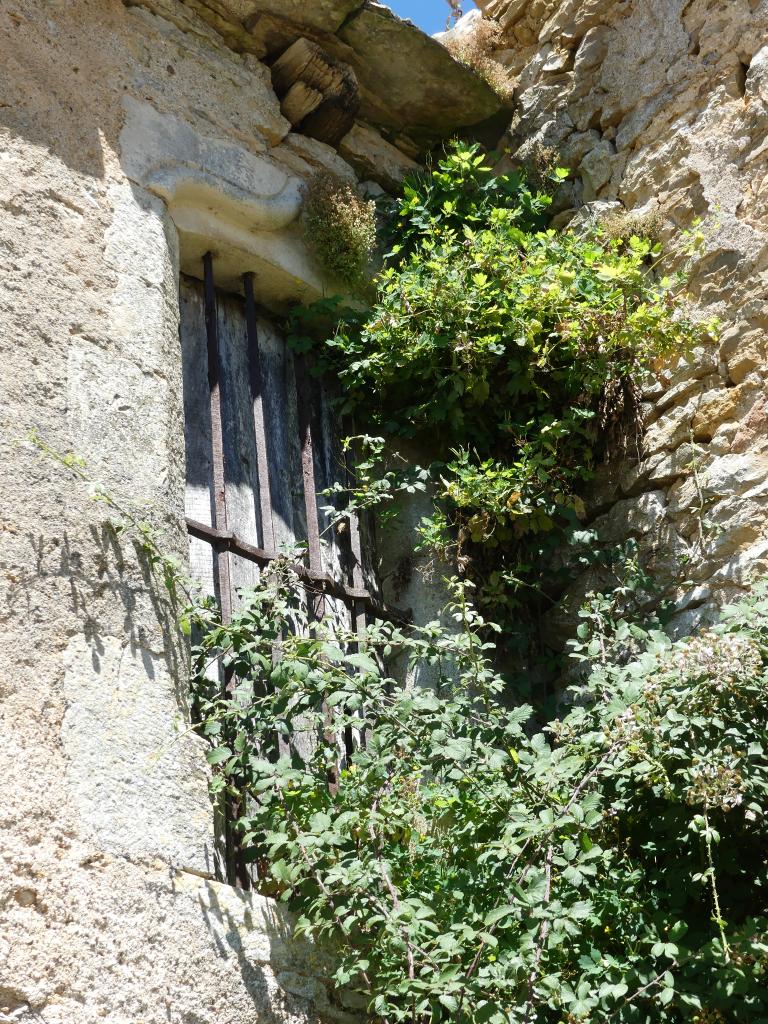 église paroissiale Notre-Dame , grange monastique de cisterciennes