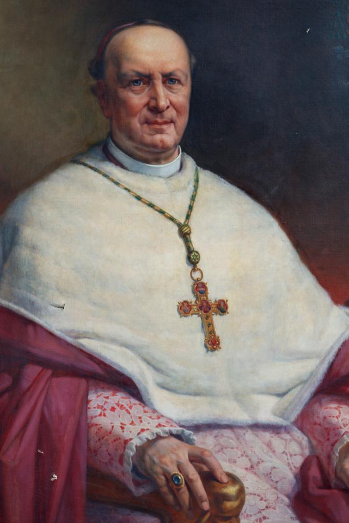 tableau et son cadre : portrait de Mgr Béguinot