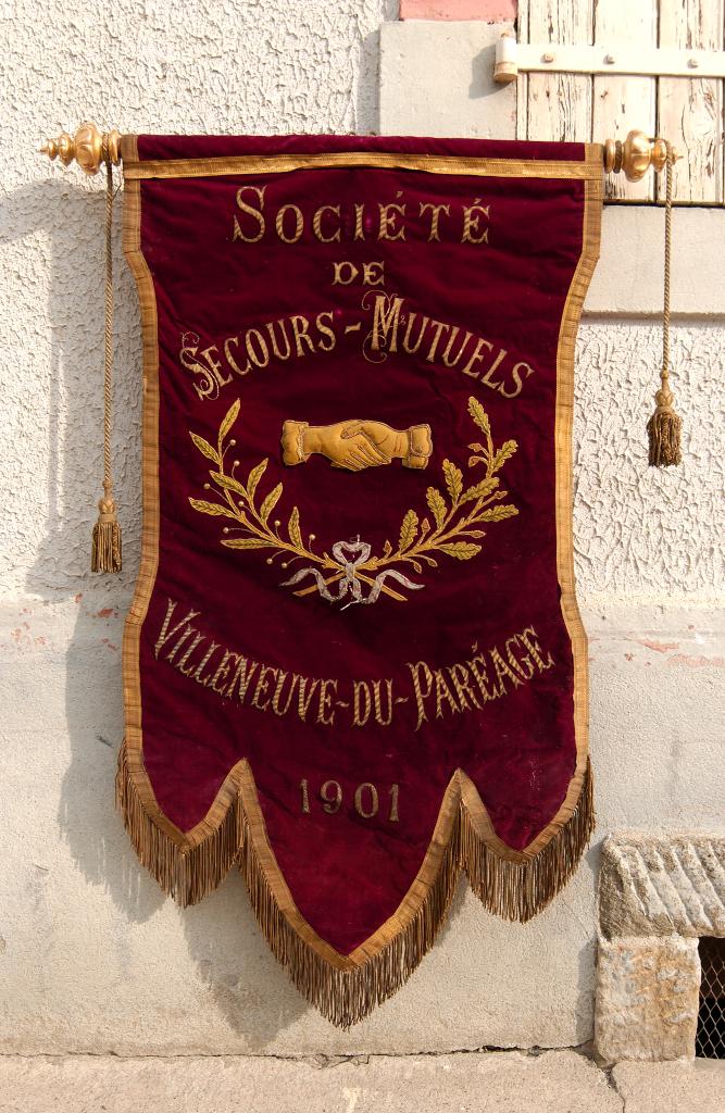 bannière de procession de la Société de secours mutuels de Villeneuve-du-Paréage : Saint Maurice