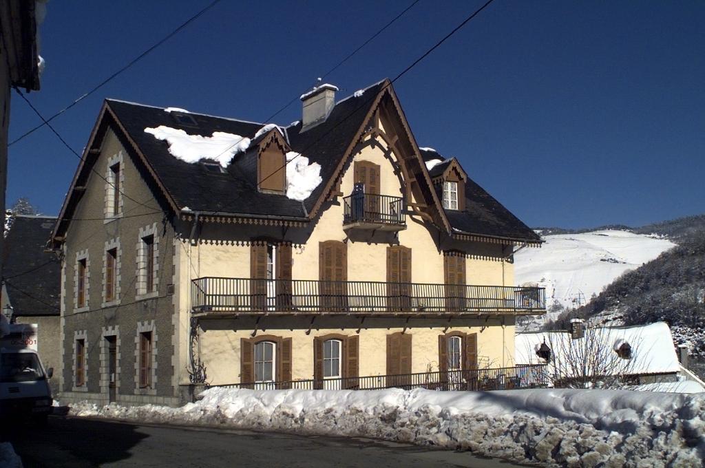 hôtel de voyageurs dit villa Graziella