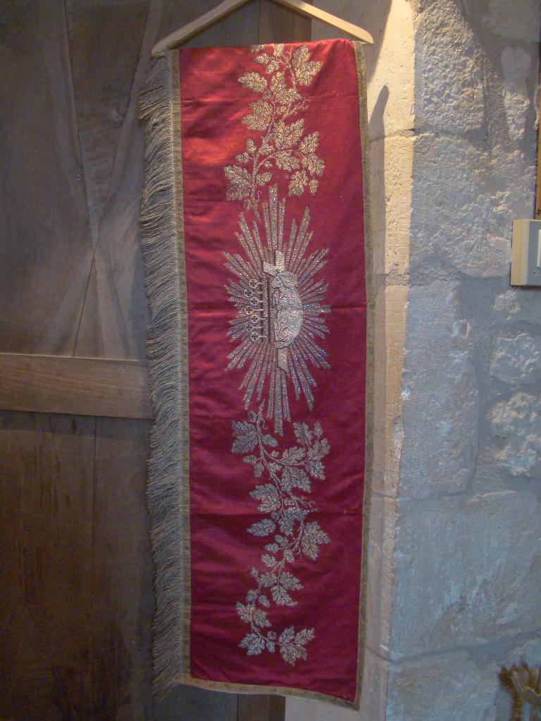 4 pentes de dais de procession