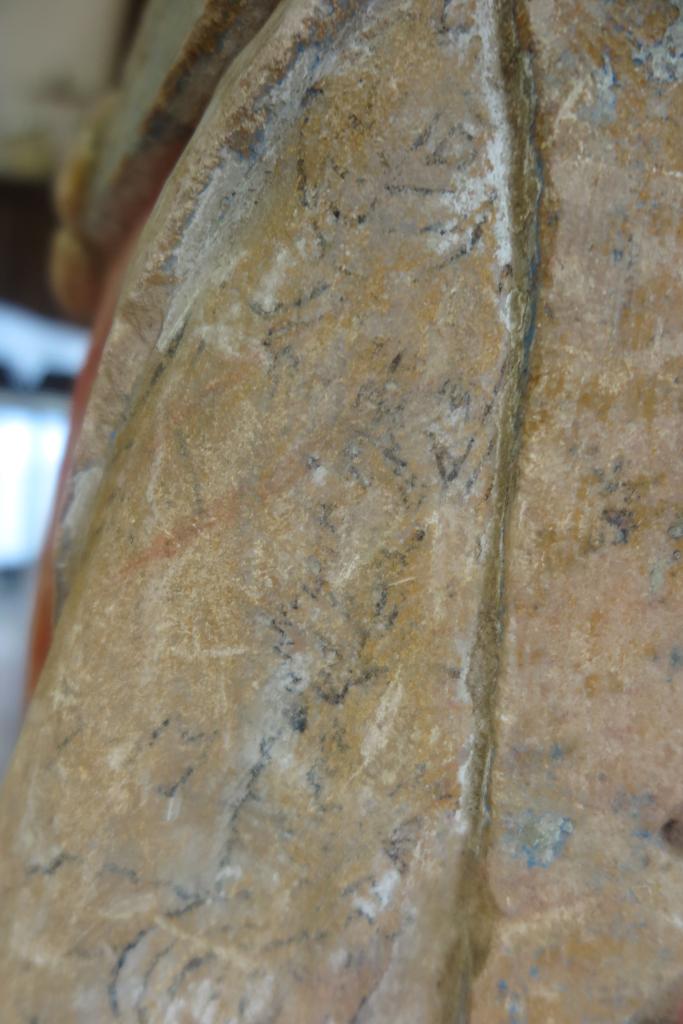 groupe sculpté de la Mise au tombeau