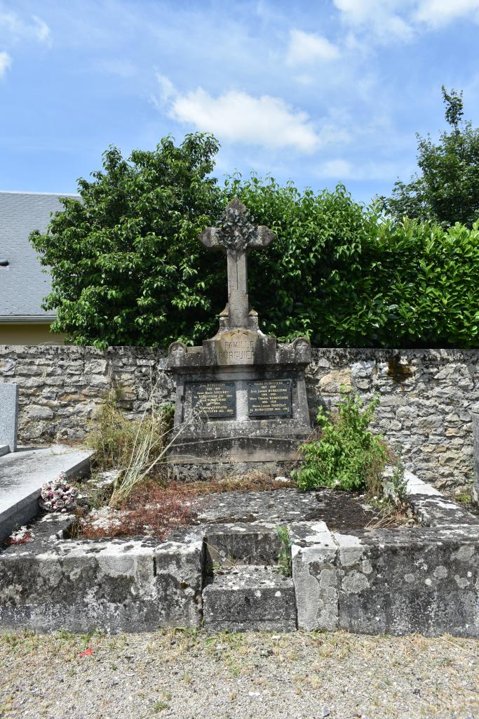 cimetière de Sébazac