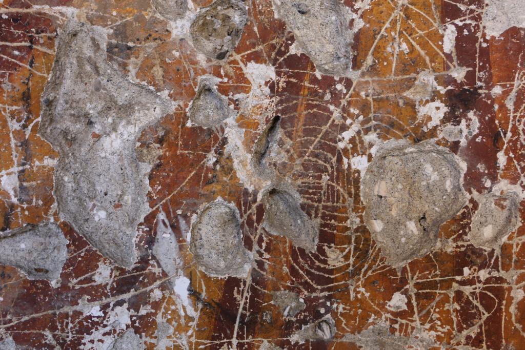 peinture monumentale de la galerie haute du cloître