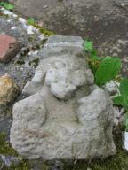 chapiteau et base d'une colonnette