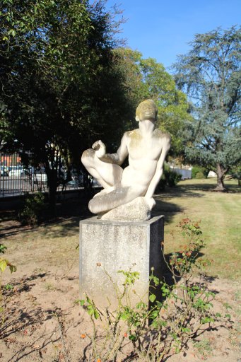 sculpture : Athlète assis