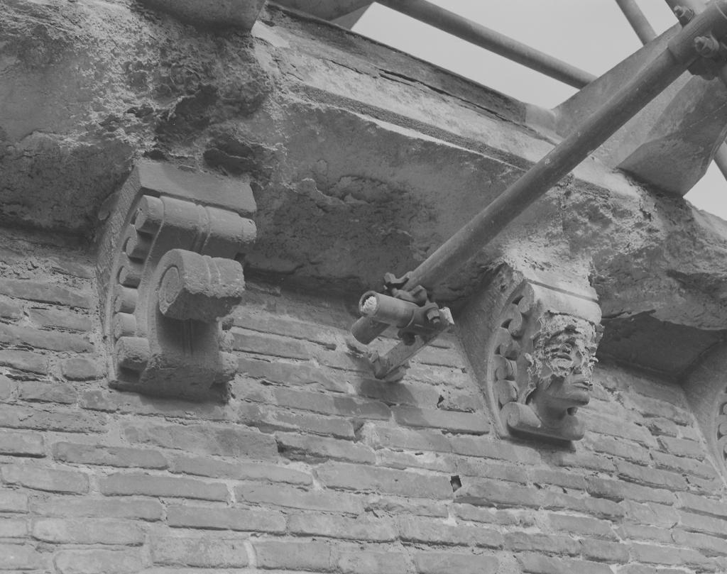 Abbaye de chanoines de saint Augustin, dite basilique Saint-Sernin, actuellement église paroissiale
