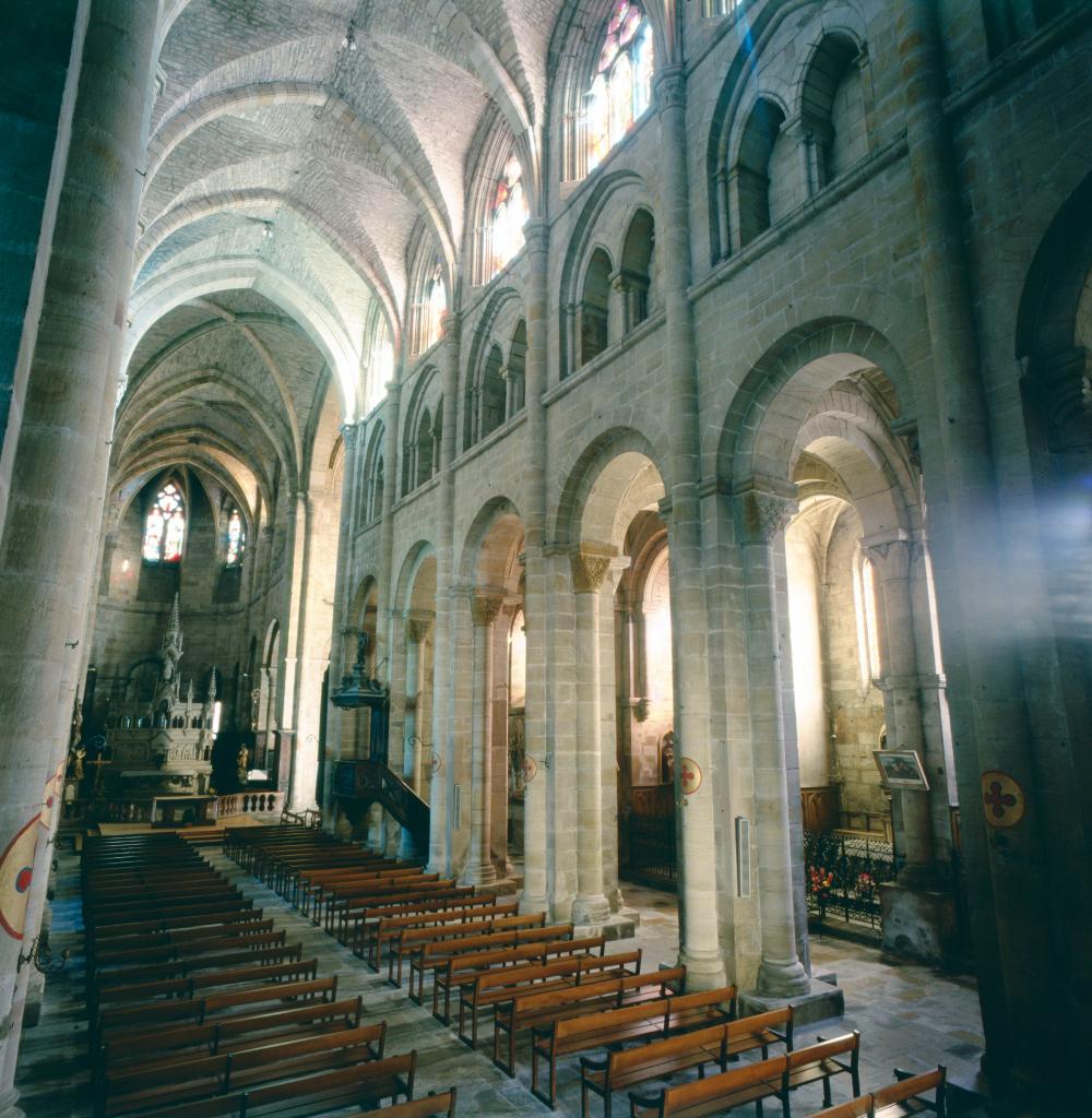 abbaye de bénédictins Saint-Sauveur