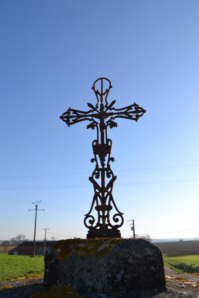croix de chemin de la commune de Sainte-Christie