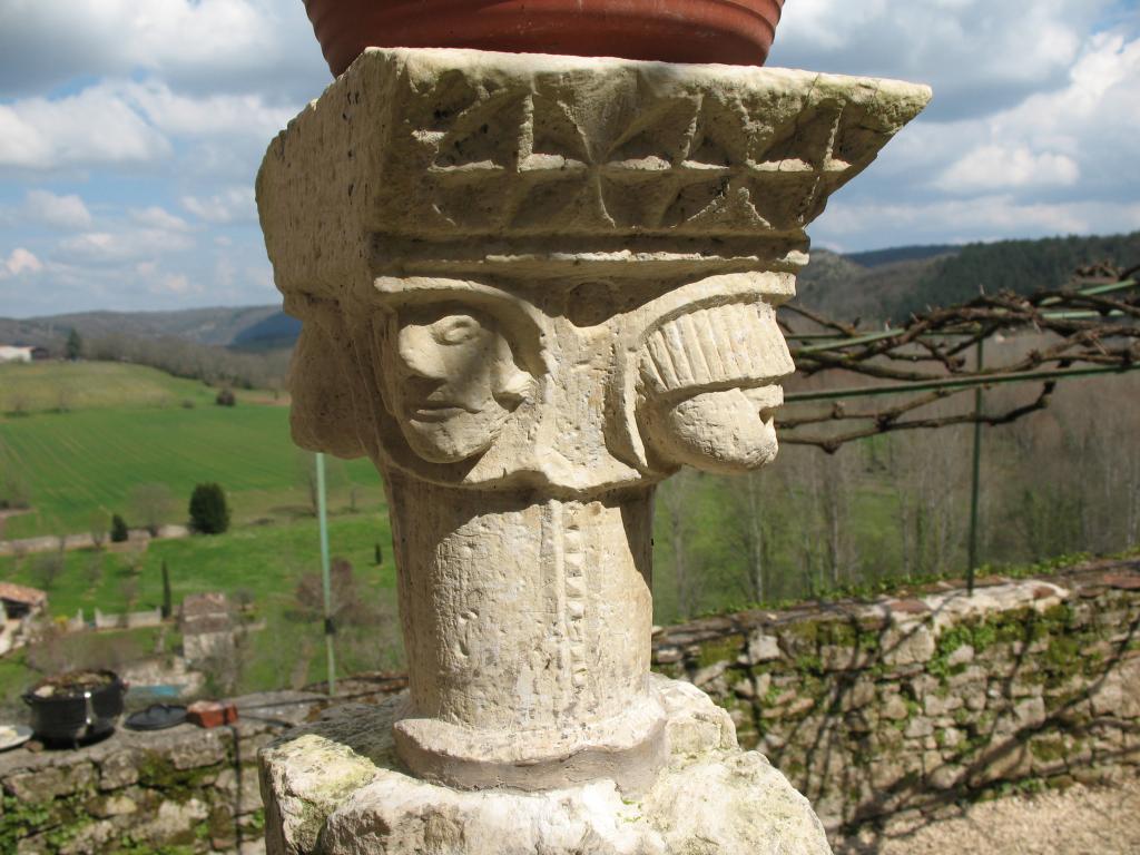 château des évêques de Cahors, actuellement en partie occupé par la mairie