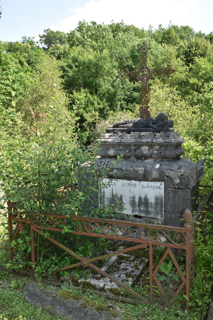 tombeau (sarcophage) des familles Serre et Lavabre