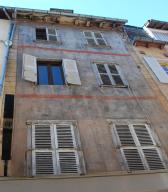 immeuble à boutique