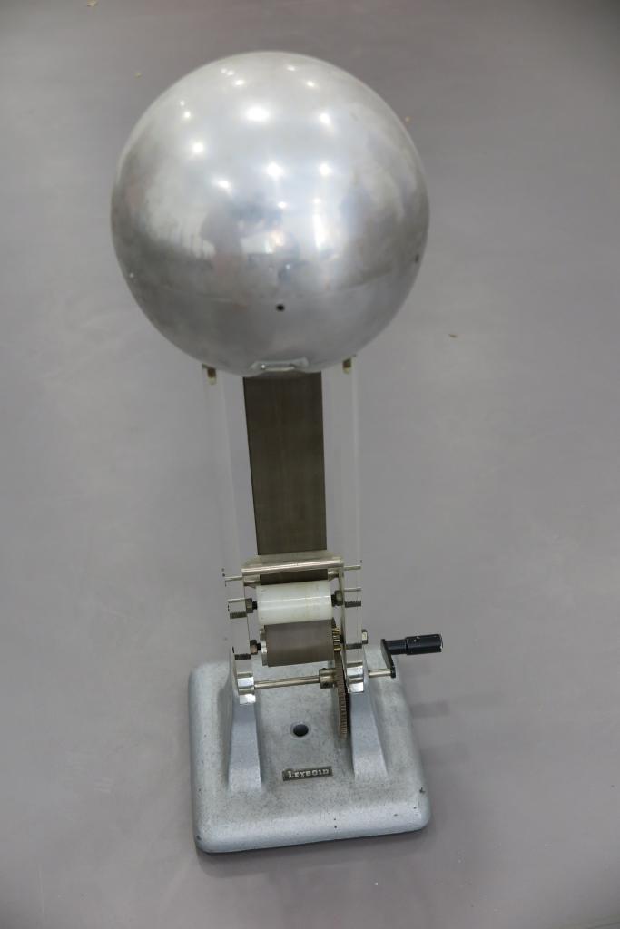 générateur à bande Van de Graaff
