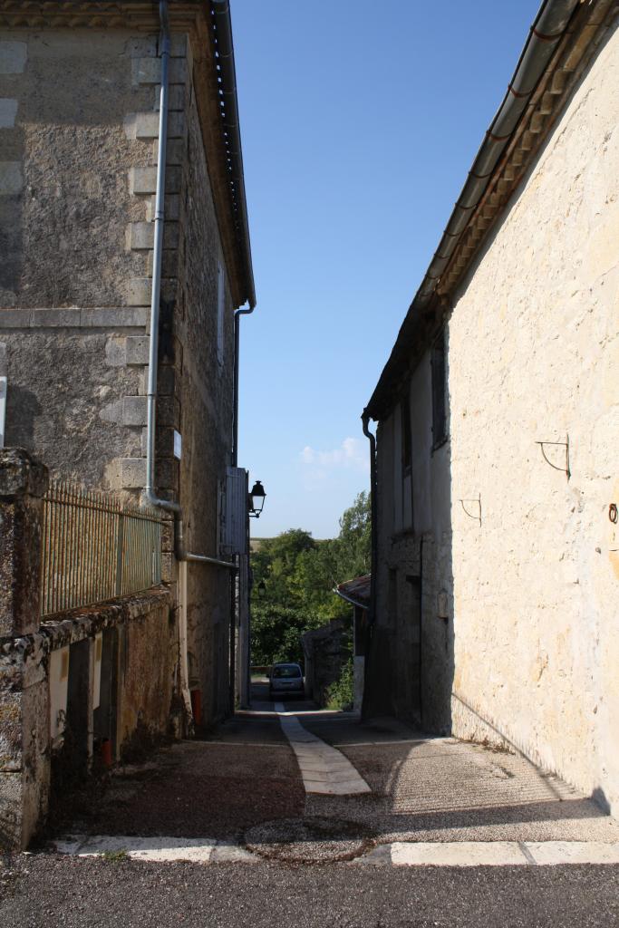 village de Mauroux