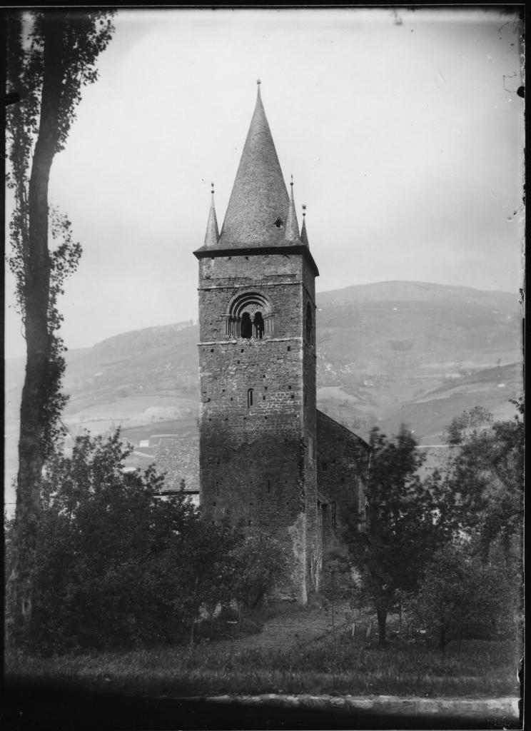 prieuré de bénédictins, église paroissiale Saint-Pierre, Saint-Ebons