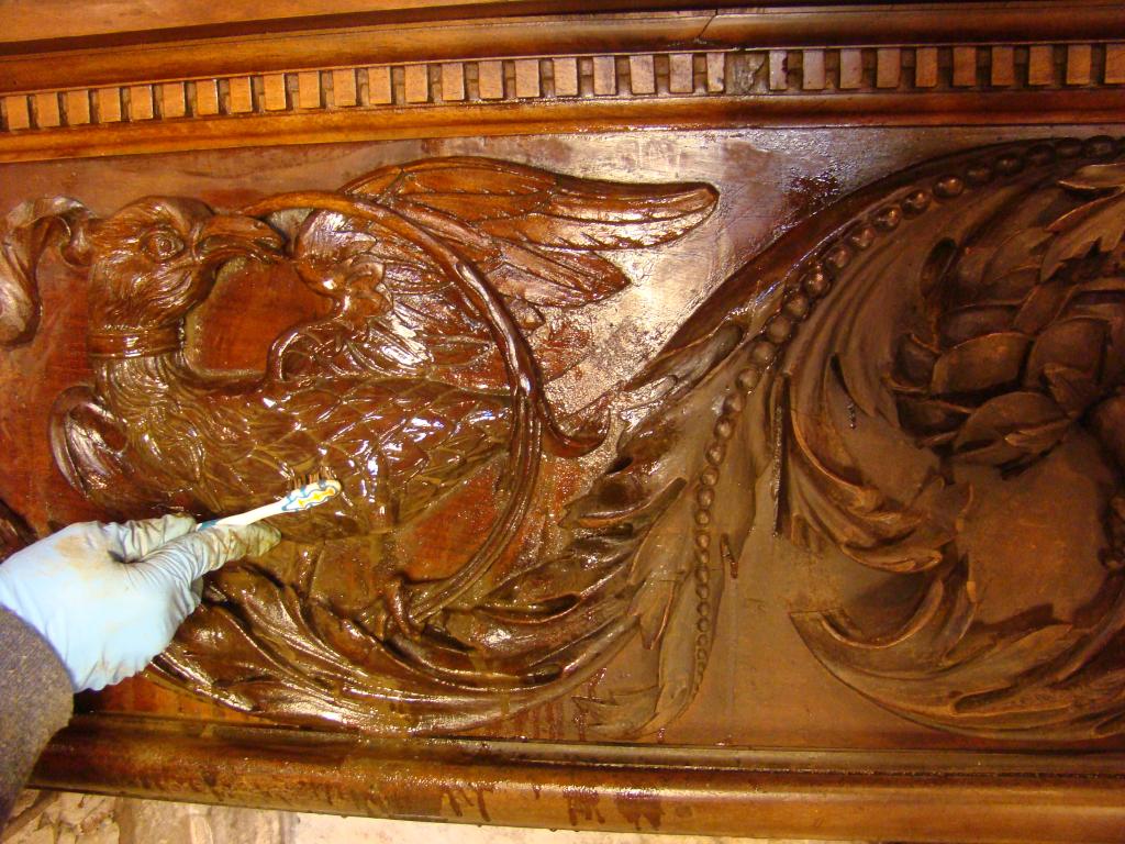 cheminée, avec tableau de Marie Madeleine pénitente