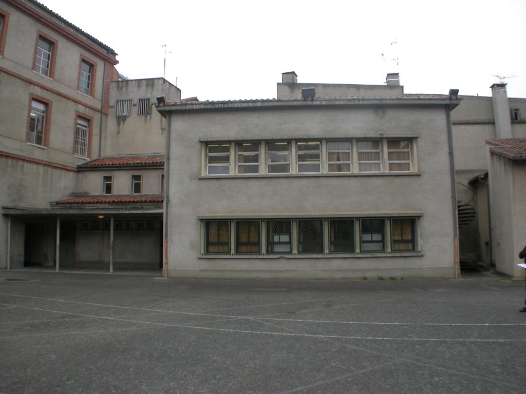 hôtel de Bernuy, puis collège universitaire, actuellement lycée Pierre de Fermat