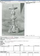 deux chandeliers d'autel