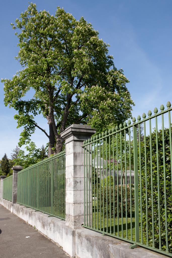 ancien jardin botanique dit Jardin Massey actuellement jardin public