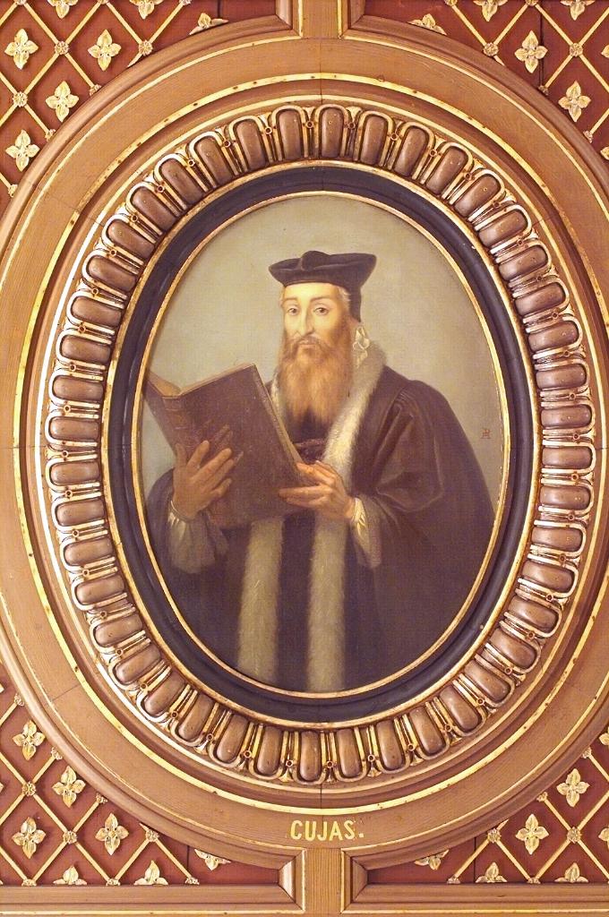 plafond de la salle de la Cour d'assises