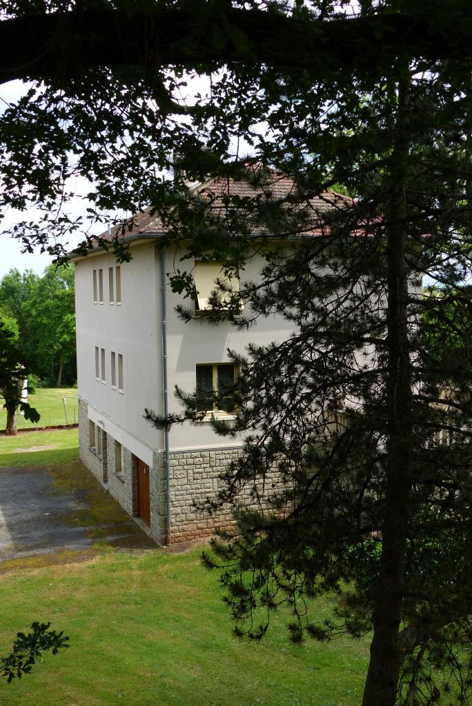 hôpital psychiatrique de Cayssiols, aujourd'hui centre Hospitalier Sainte-Marie de Rodez