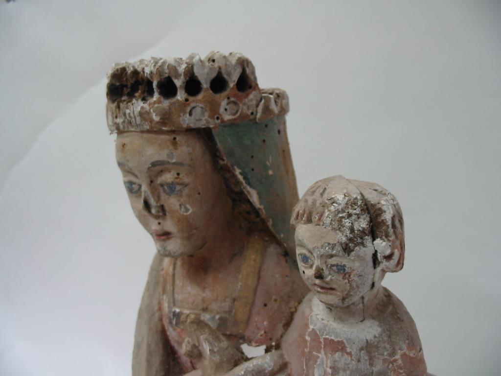 dais de procession et sa statue : Vierge à l'Enfant