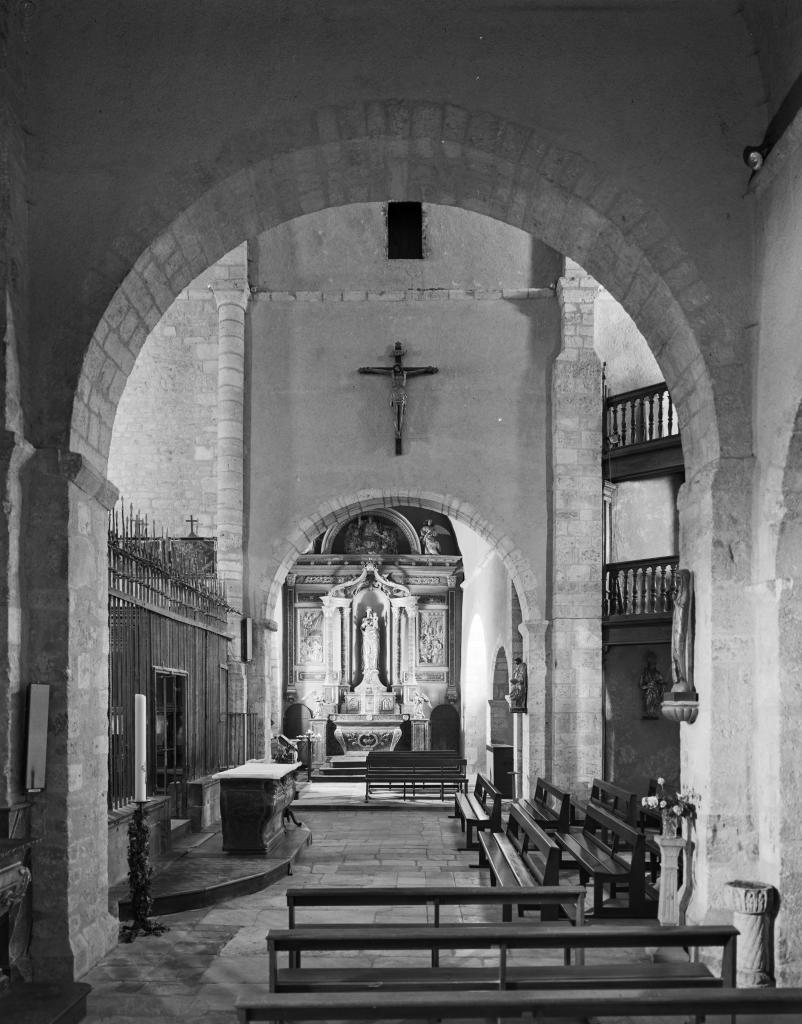 prieuré de bénédictins, église paroissiale Saint-Pierre, Saint-Ebons