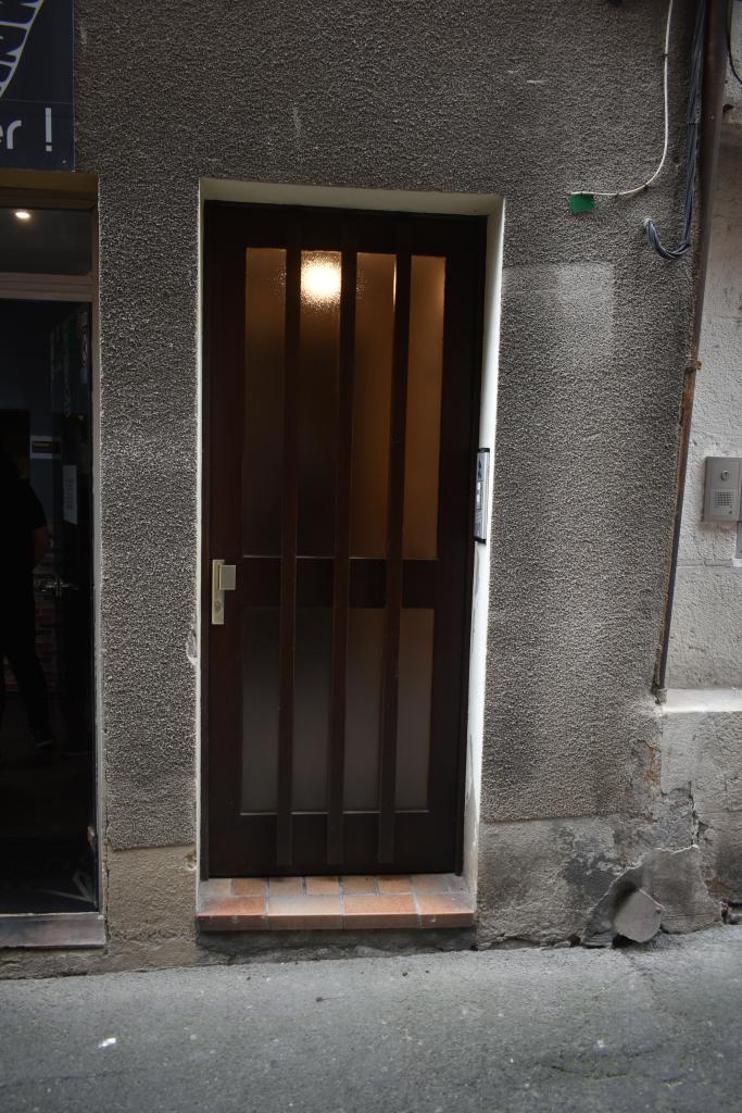 immeuble à boutique