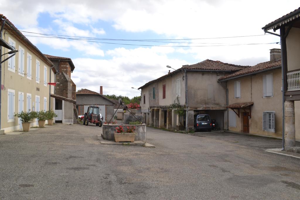 village de Puycasquier