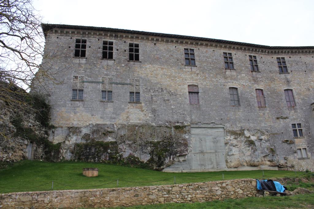 ensemble des bâtiments du château