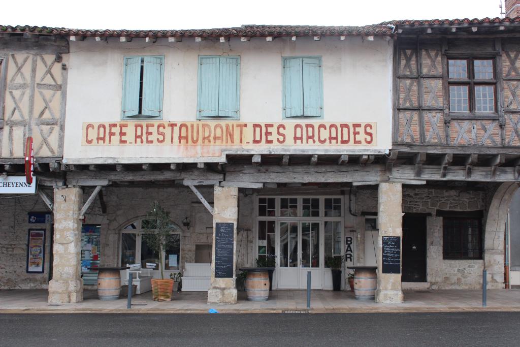 ancienne maison, actuellement restaurant