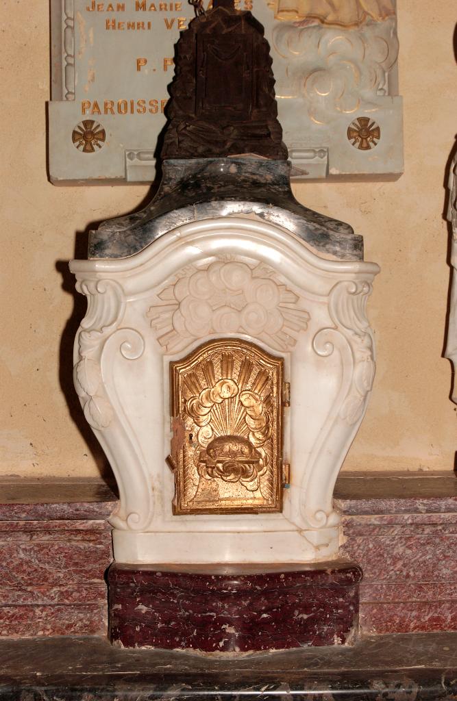 gradin d'autel et tabernacle de l'ancien maître-autel