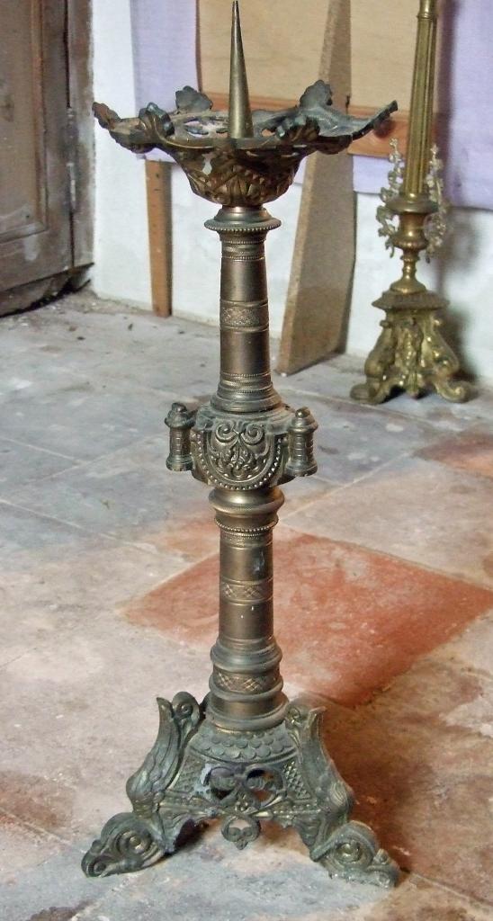 le mobilier de l'église Saint-Pierre