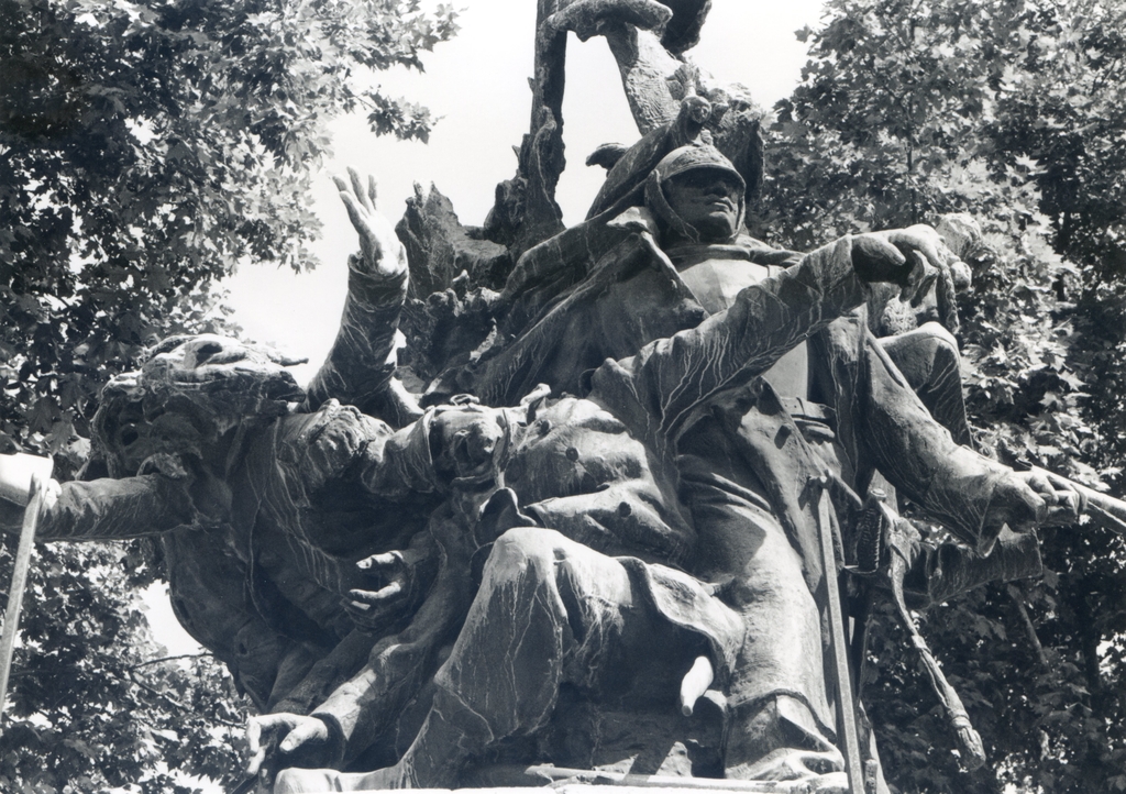 monument aux morts de la guerre de 1870-1871