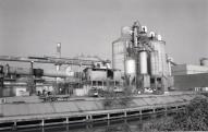 haut fourneau, fonderie et grosse forge de Saint-Montant ; usine d'explosifs, puis usine de matières colorantes synthétiques Meillassoux , actuellement fonderie Midi-Métaux et cimenterie des Ciments Français