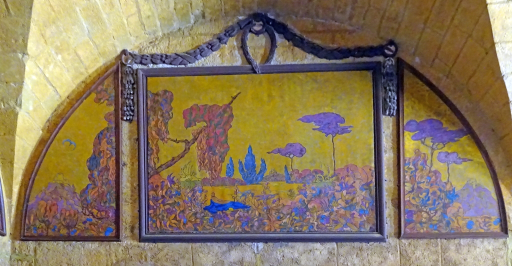 Les 5 triptyques et le tondo du grand parloir avec leur cadre : L'amour suprême, Armide, Tristan et Isolde, Sémiramis, Hippolyte et Aricie, Parsifal