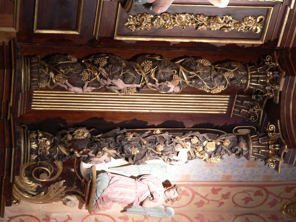 autel secondaire de la Vierge de Pitié : retable