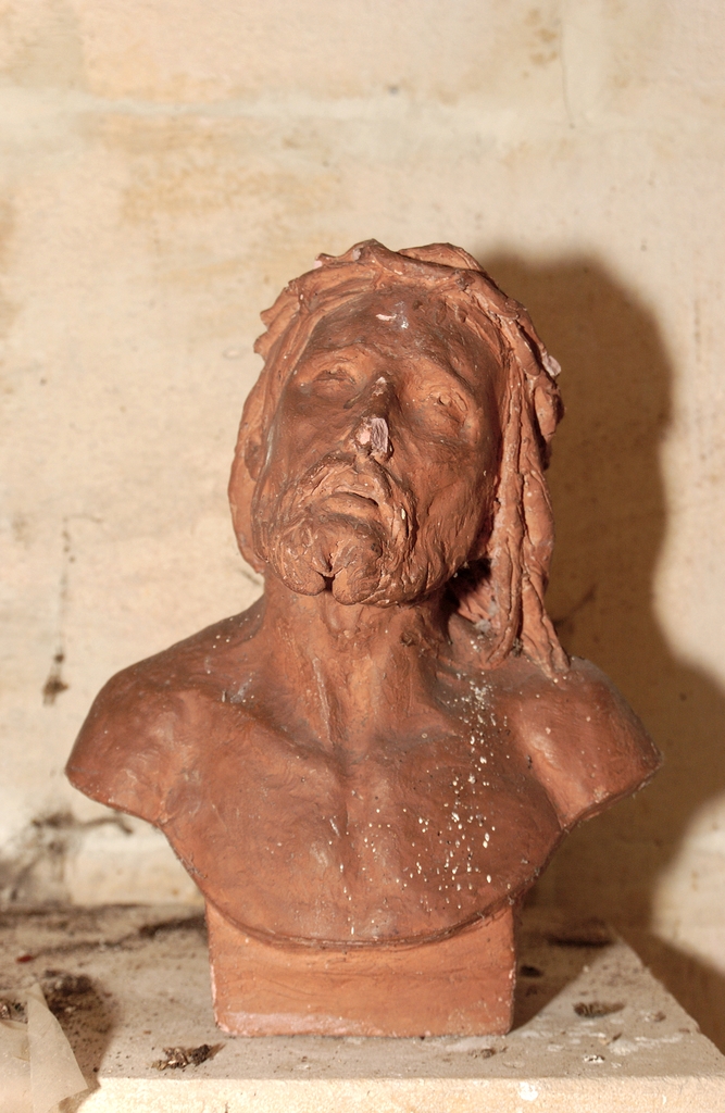 paire de bustes (buste sur piédouche à mi-corps sans bras) : Christ de Pitié, Vierge