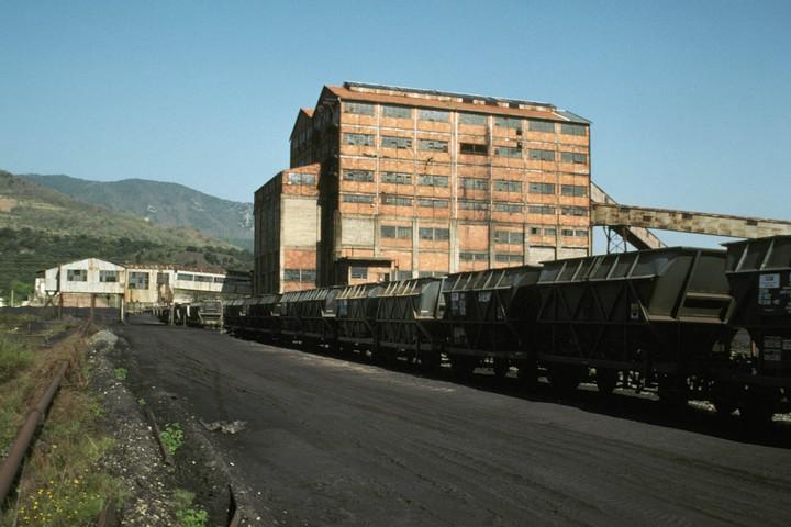 usine à zinc puis carreau Debay