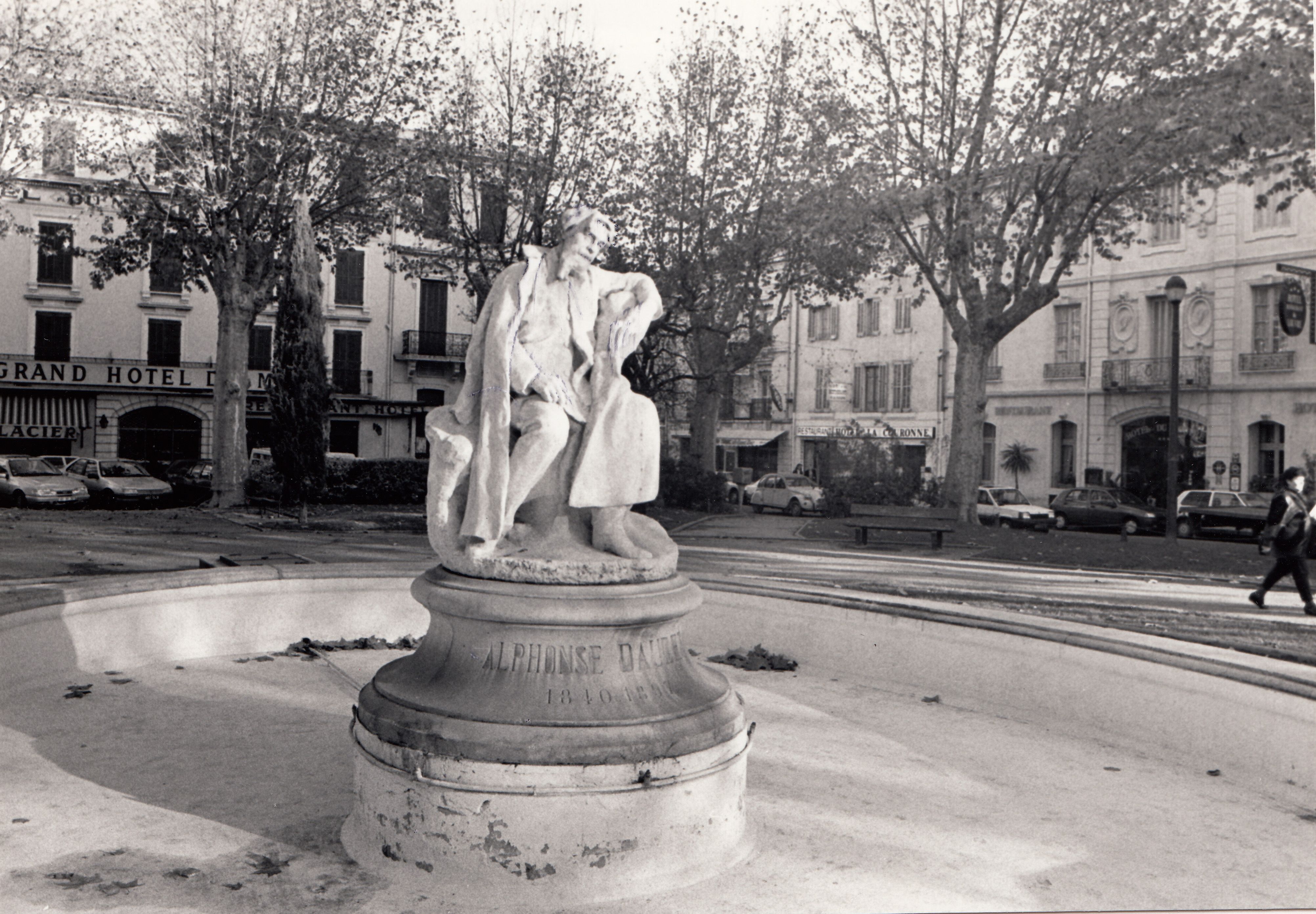 monument d'Alphonse Daudet