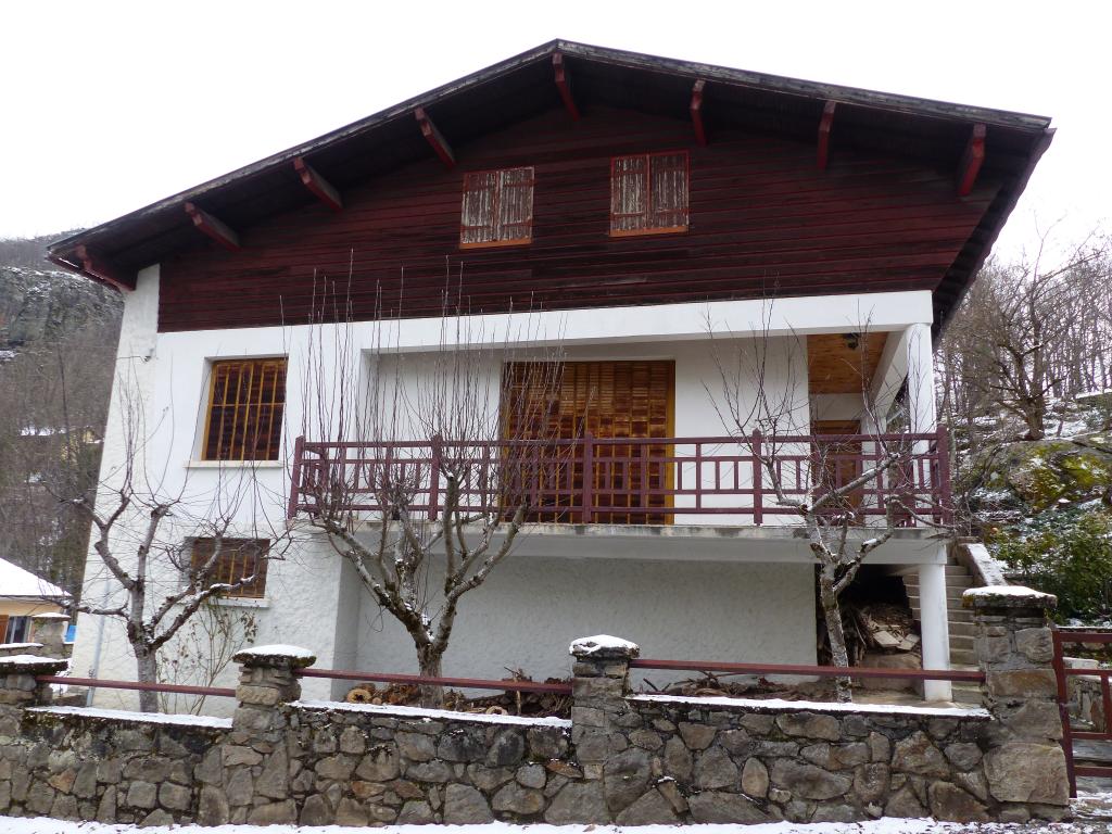 chalet