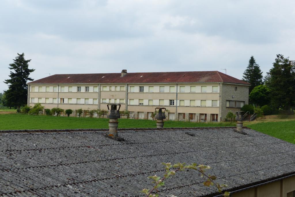 hôpital psychiatrique de Cayssiols, aujourd'hui centre Hospitalier Sainte-Marie de Rodez