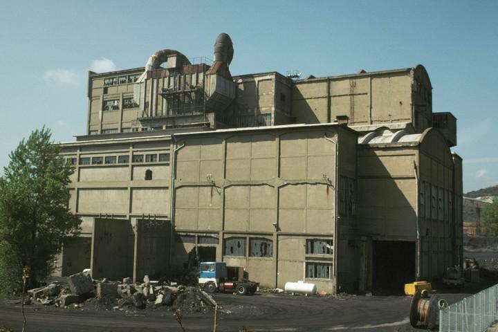 usine à zinc puis carreau Debay