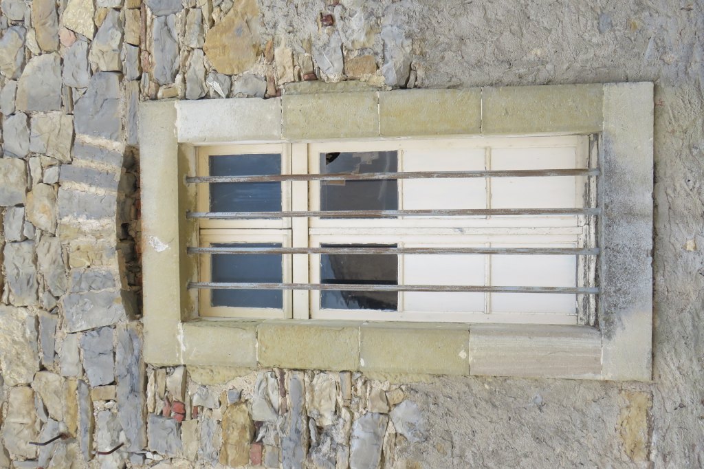 fabrique de peigne en corne Costes-Bez, puis usine de confection plastique Ariélux