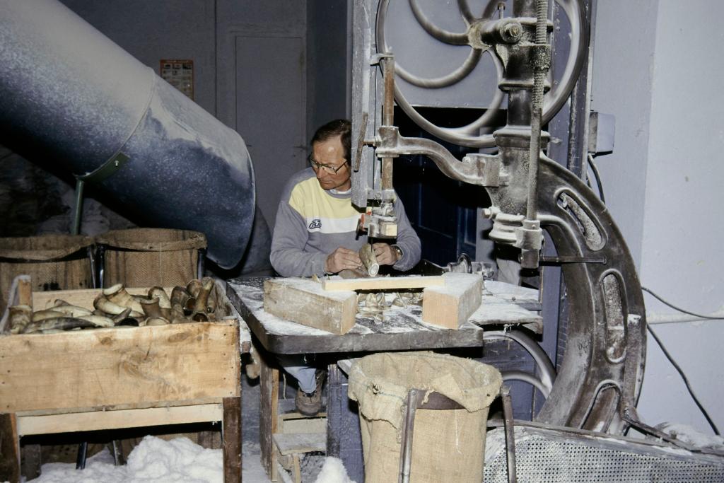fabrique de peigne en corne Azéma-Bigou
