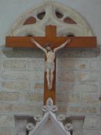 statue : Christ en croix