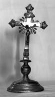 croix d'autel : Christ en croix